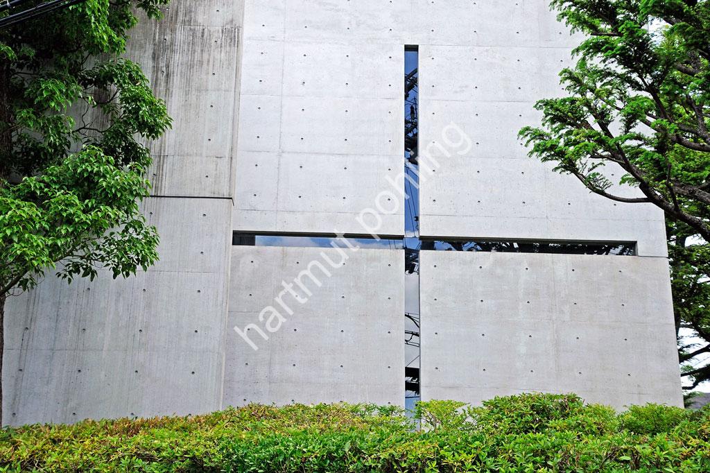 ANDO-TADAO-CHURCH-OF-THE-LIGHT