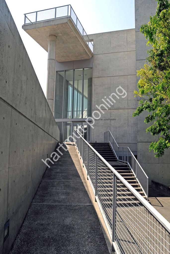 ANDO-TADAO-INAMORI-AUDITORIUM03