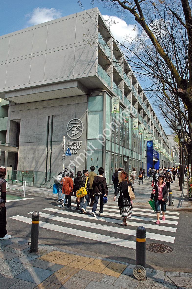 ANDO-TADAO-OMOTESANDO-HILLS05