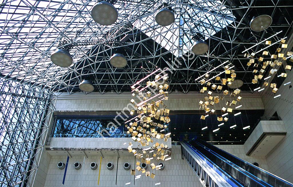 ASHIHARA-YOSHINOBU-TOKYO-METROPOLITAN-THEATRE09