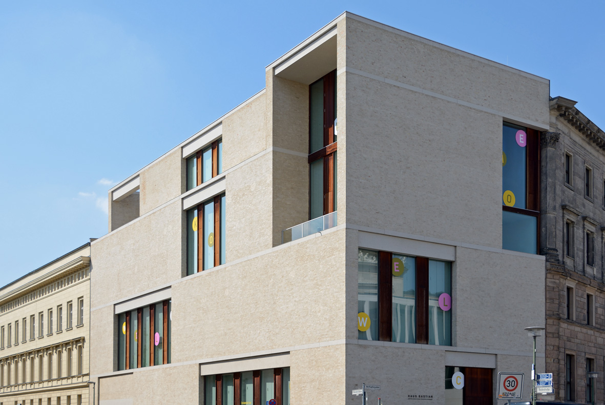 CHIPPERFIELD-DAVID-HAUS-BASTIAN-BERLIN02
