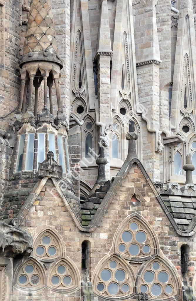 GAUDI-ANTONI-SAGRADA-FAMILIA09