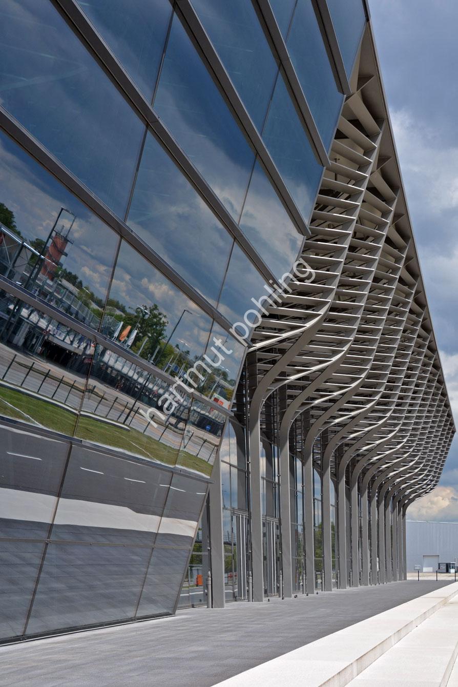 HADID-ZAHA-MESSE-NUERNBERG-HALLE3C-03