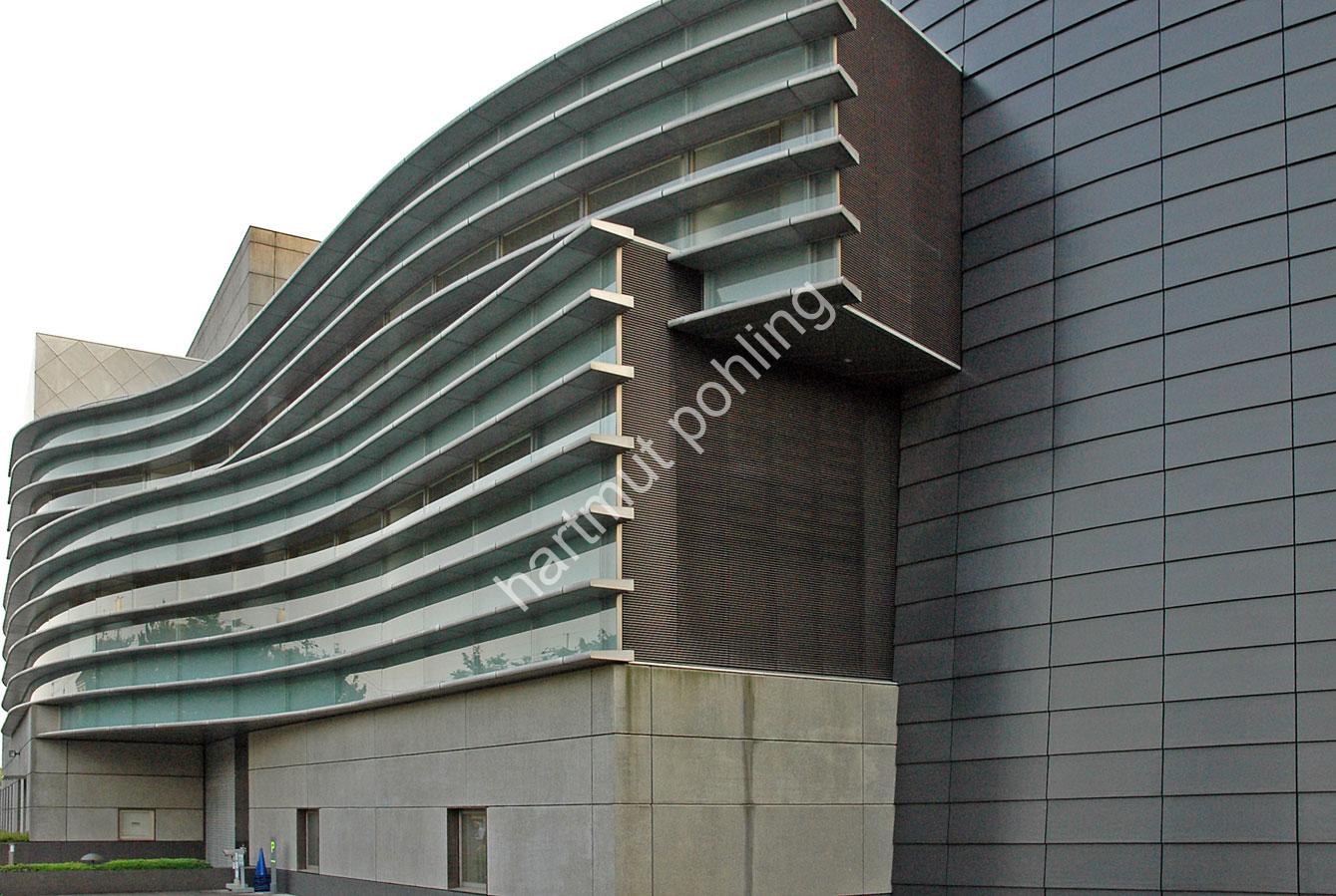 ISOZAKI-ARATA-KYOTO-CONCERT-HALL02