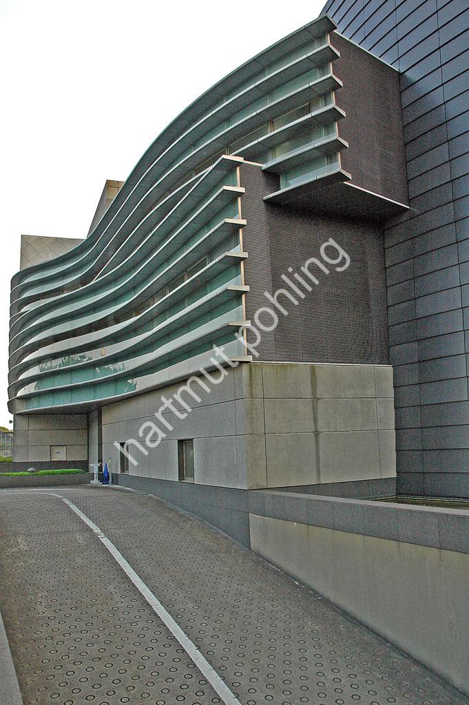 ISOZAKI-ARATA-KYOTO-CONCERT-HALL08