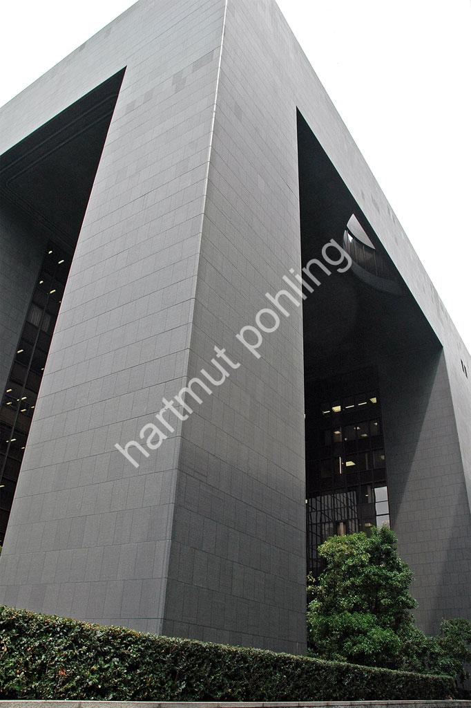 KUROKAWA-KISHO-FUKUOKA-BANK-HEAD-OFFICE08