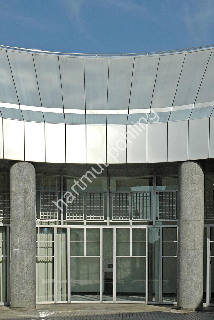 KUROKAWA-KISHO-HIROSHIMA-CITY-MUSEUM-OF-CONTEMPORARY-ART04