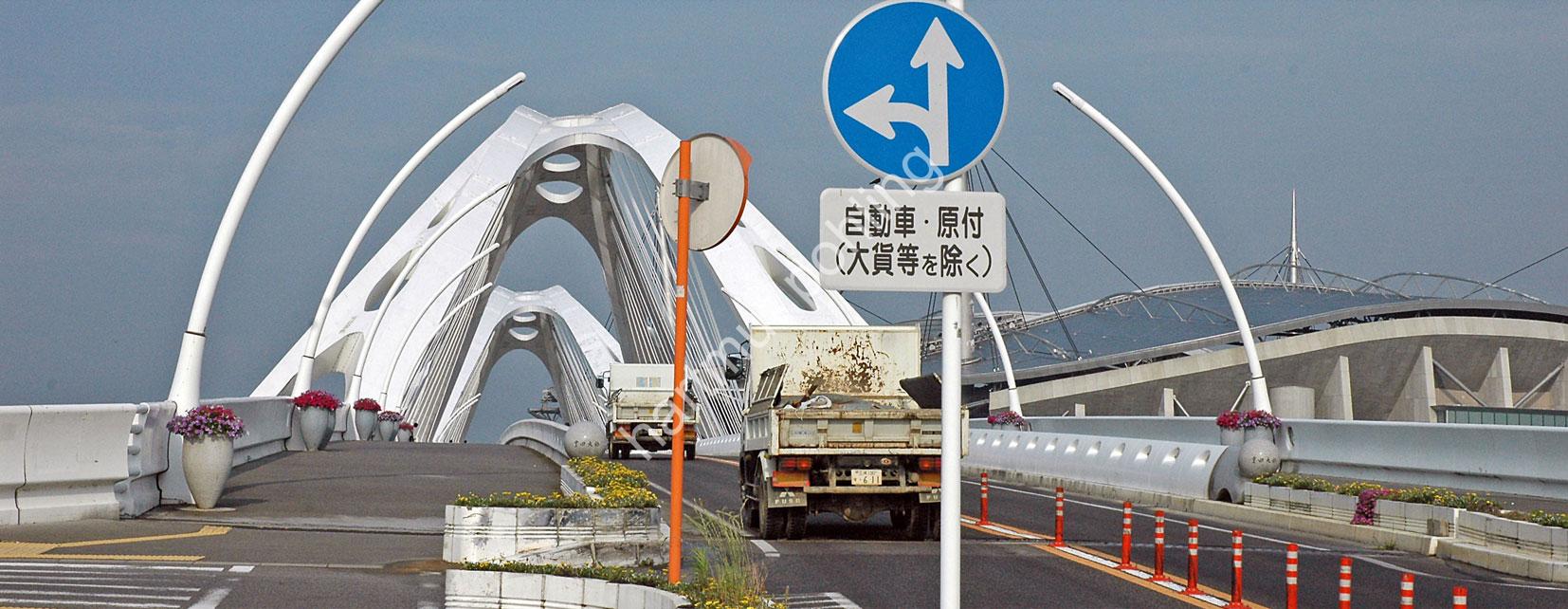KUROKAWA-KISHO-TOYOTA-BRIDGE14