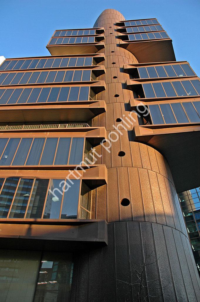 TANGE-KENZO-SHIZUOKA-PRESS-AND-BROADCASTING-CENTER02