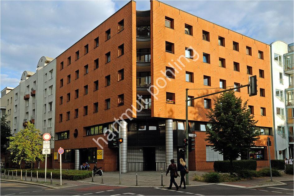 BOTTA-MARIO-HAUS-LUETZOWPLATZ