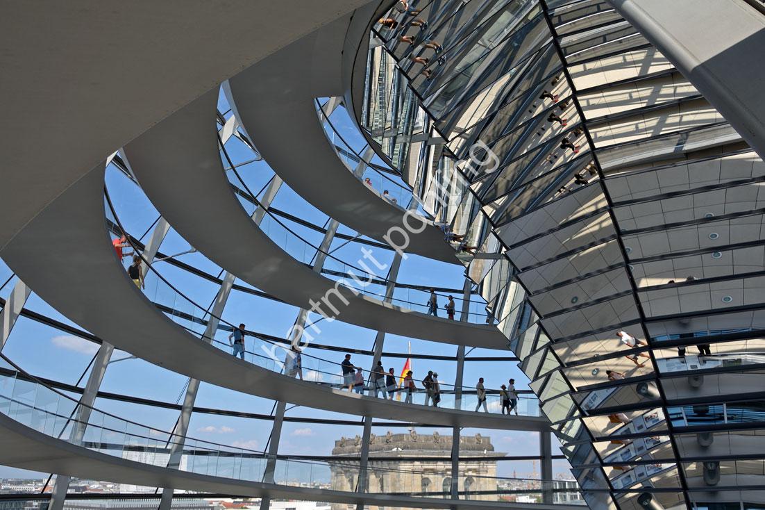 FOSTER-NORMAN-REICHSTAGSKUPPEL-BERLIN15