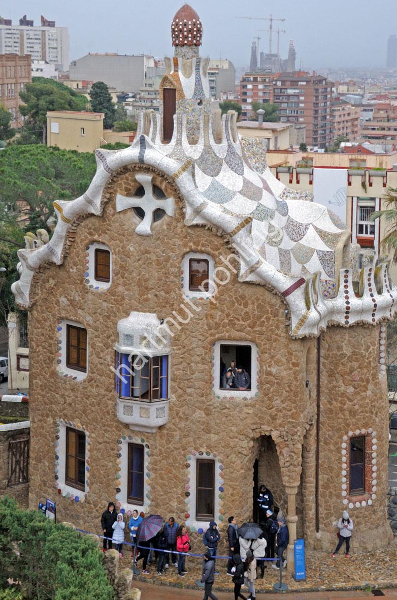 GAUDI-ANTONI-PARK-GÜELL08