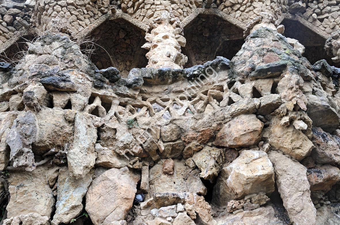 GAUDI-ANTONI-PARK-GÜELL22