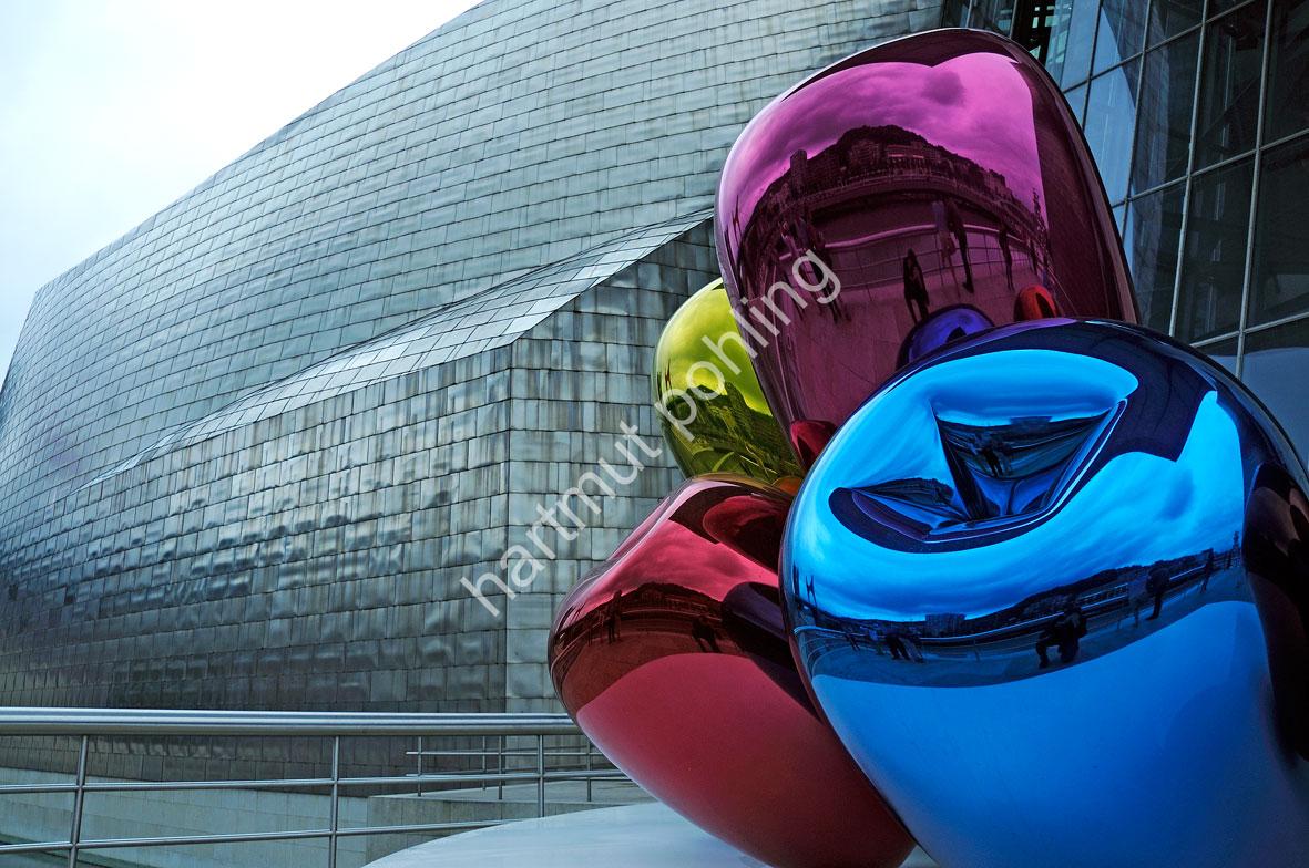 GEHRY-FRANK-GUGGENHEIM-MUSEUM-BILBAO11