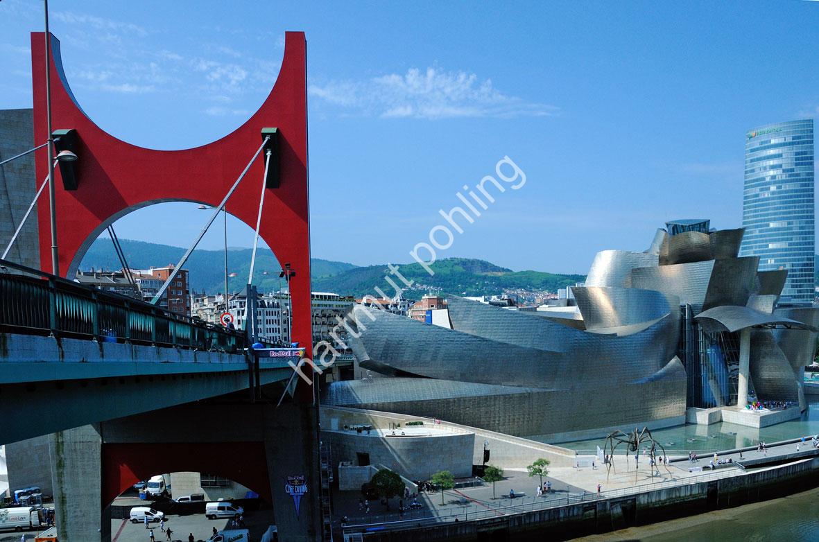GEHRY-FRANK-GUGGENHEIM-MUSEUM-BILBAO22
