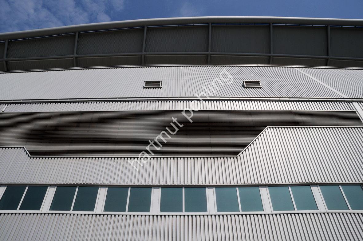 GRIMSHAW-NICHOLAS-MESSEHALLE-FRANKFURT08