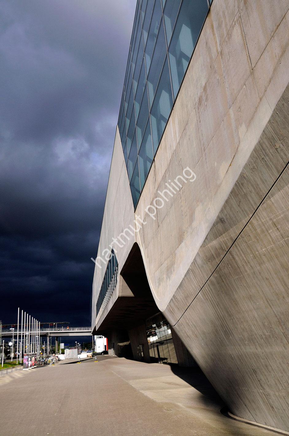 HADID-ZAHA-PHAENO-WOLFSBURG04