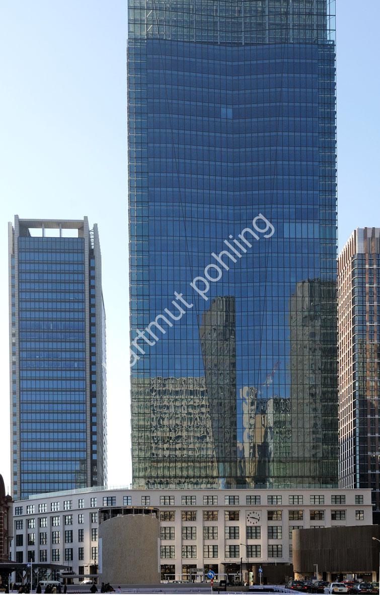 JAHN-HELMUT-JAPAN-POST-TOWER02