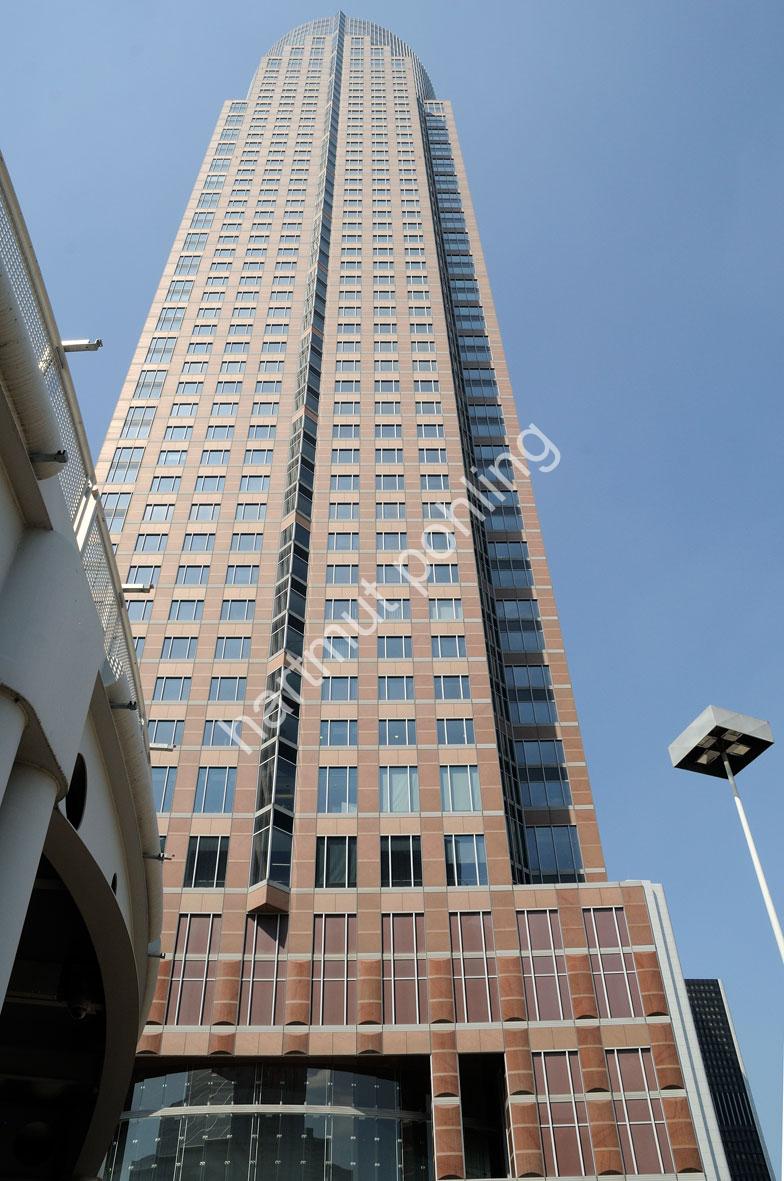 JAHN-HELMUT-MESSETURM-FRANKFURT03