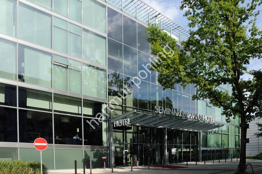 JAHN-HELMUT-SEMINARIS-CAMPUS-HOTEL02