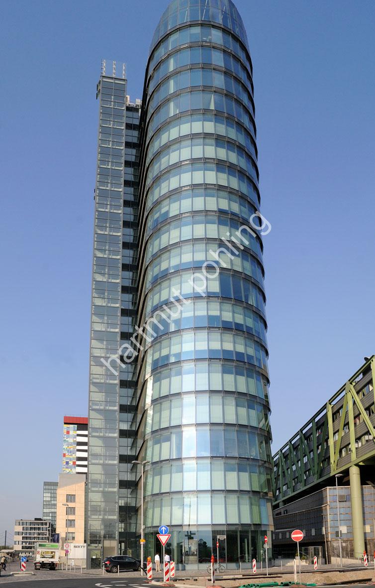 JAHN-HELMUT-SIGN-DUESSELDORF07