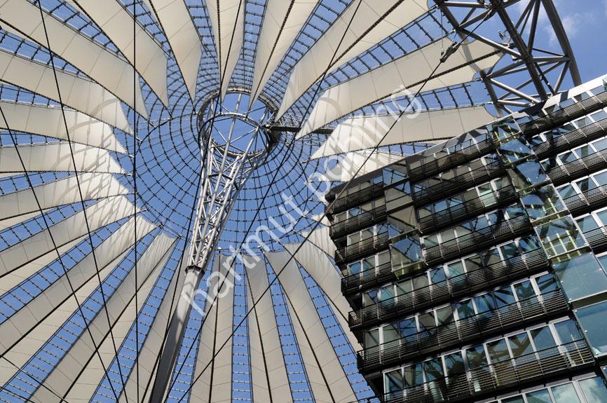 JAHN-HELMUT-SONY-CENTER10