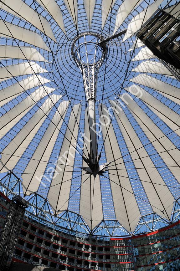 JAHN-HELMUT-SONY-CENTER12