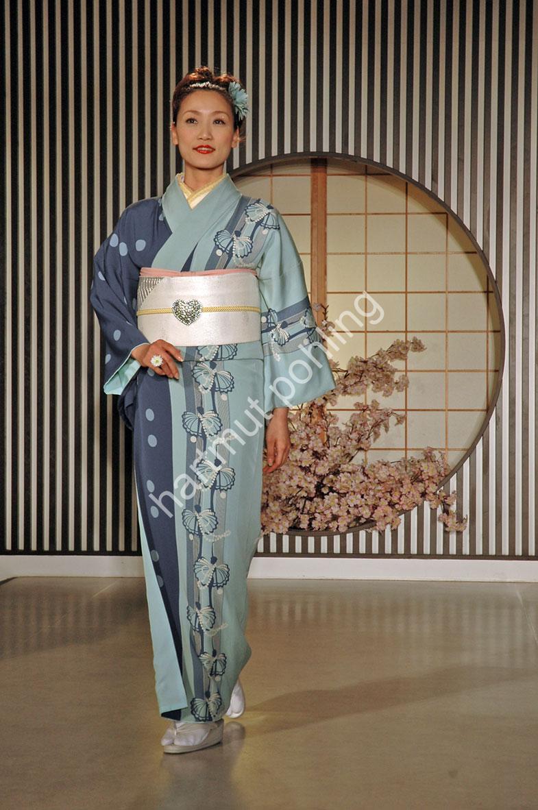JAPAN-IMAGE-KIMONO16