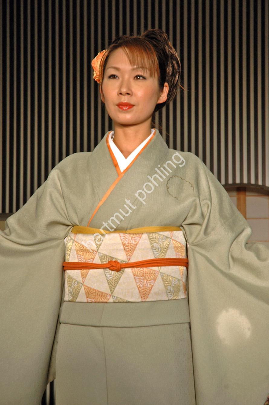 JAPAN-IMAGE-KIMONO18