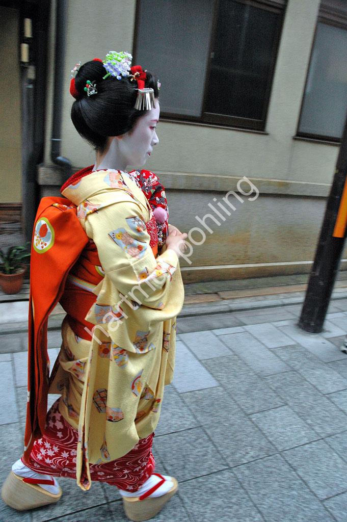 JAPAN-IMAGE-MAIKO15