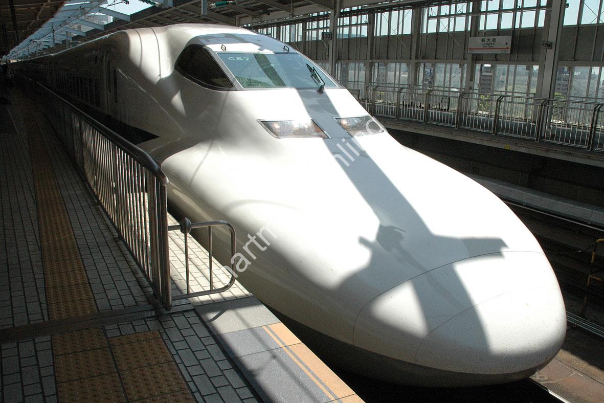 JAPAN-IMAGE-SHINKANSEN-700-SERIES