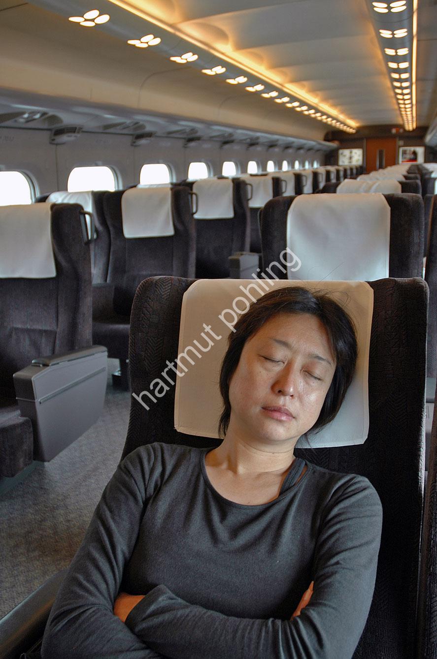 JAPAN-IMAGE-SHINKANSEN14