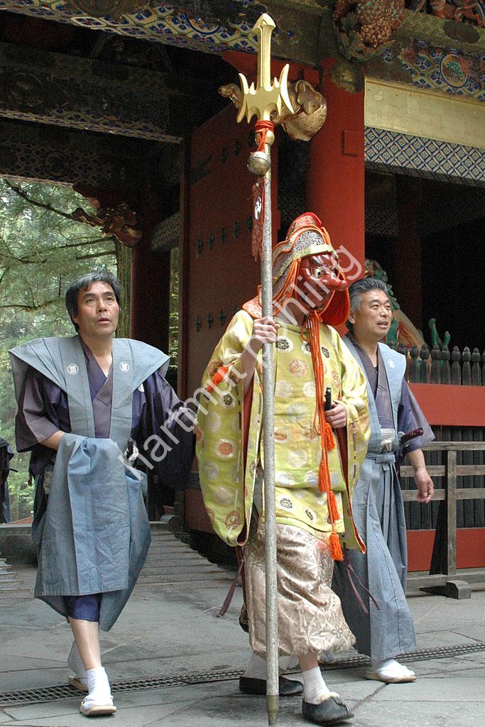 JAPAN-MATSURI-SENNIN-MUSHA-GYORETSU04