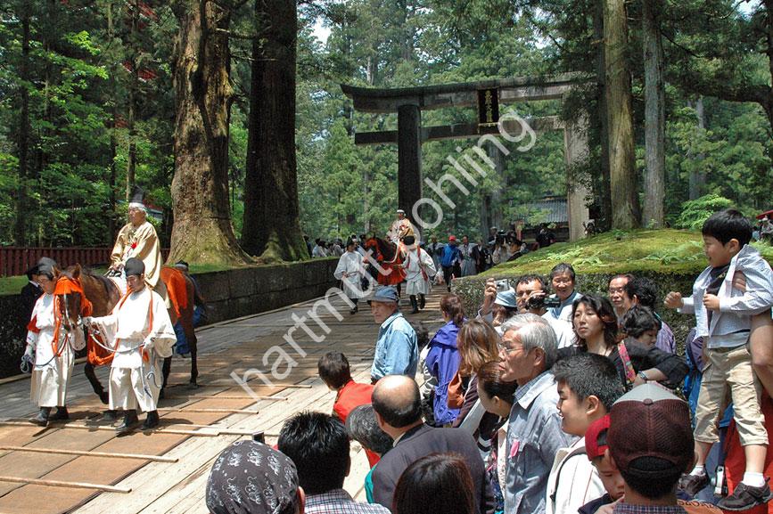 JAPAN-MATSURI-SENNIN-MUSHA-GYORETSU16