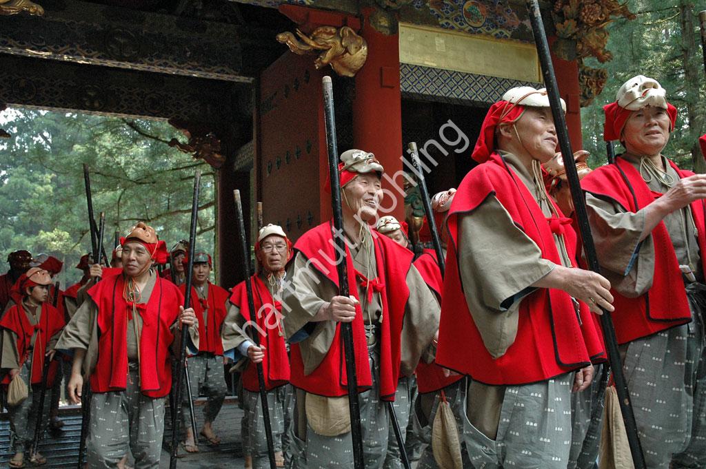 JAPAN-MATSURI-SENNIN-MUSHA-GYORETSU24