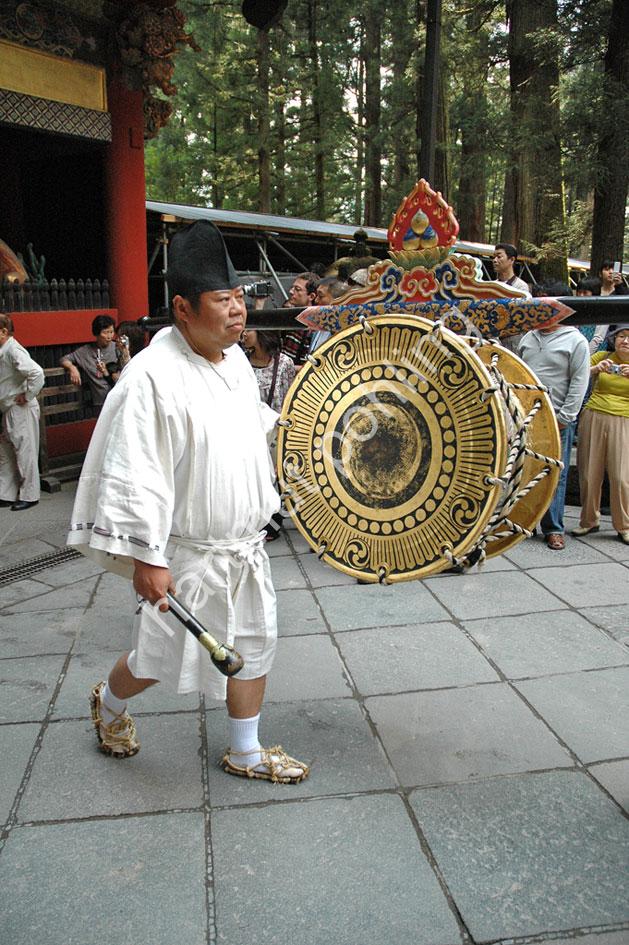 JAPAN-MATSURI-SENNIN-MUSHA-GYORETSU29
