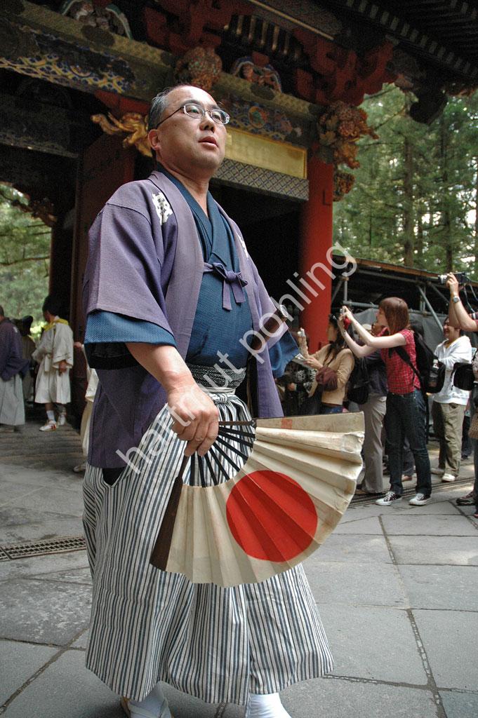 JAPAN-MATSURI-SENNIN-MUSHA-GYORETSU31