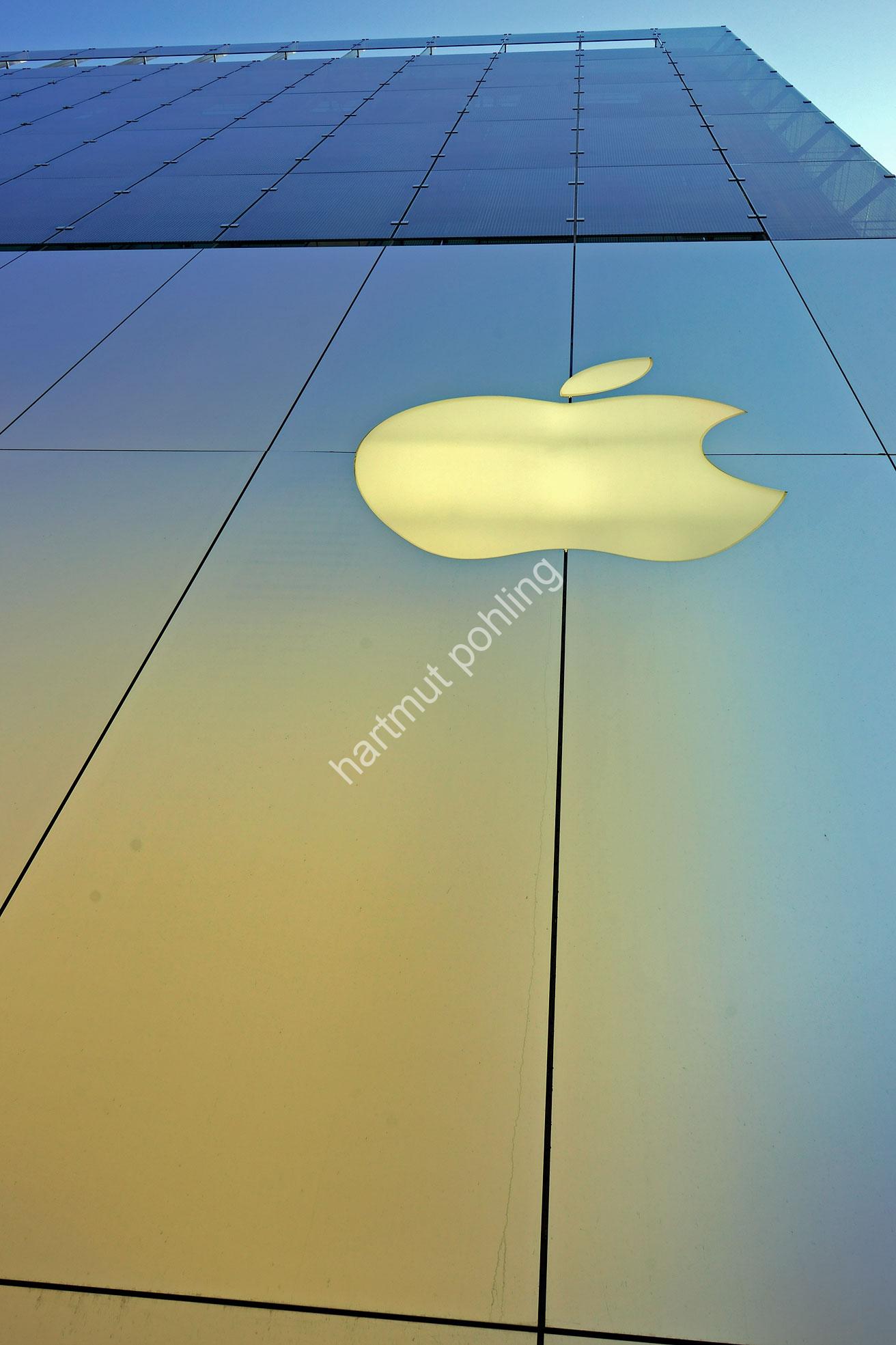 JAPAN-STADT-TOKYO-GINZA-APPLE-STORE