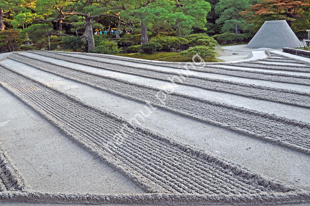 JAPANESE-GARDEN-GINKAKU-JI05