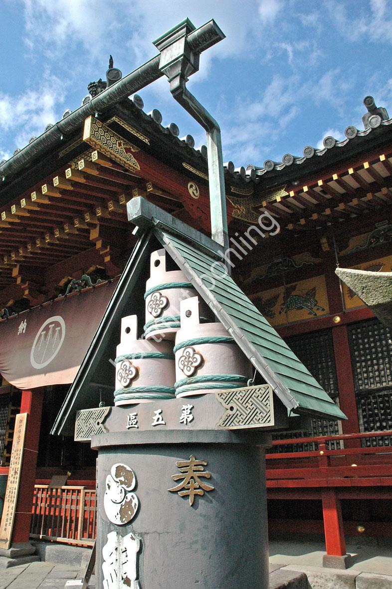JAPANESE-TEMPLE-ASAKUSA-KANNON09