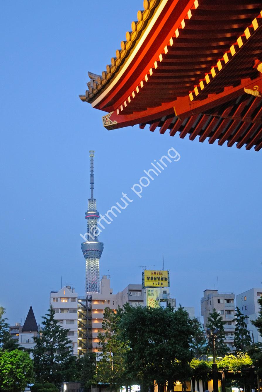 JAPANESE-TEMPLE-ASAKUSA-KANNON19