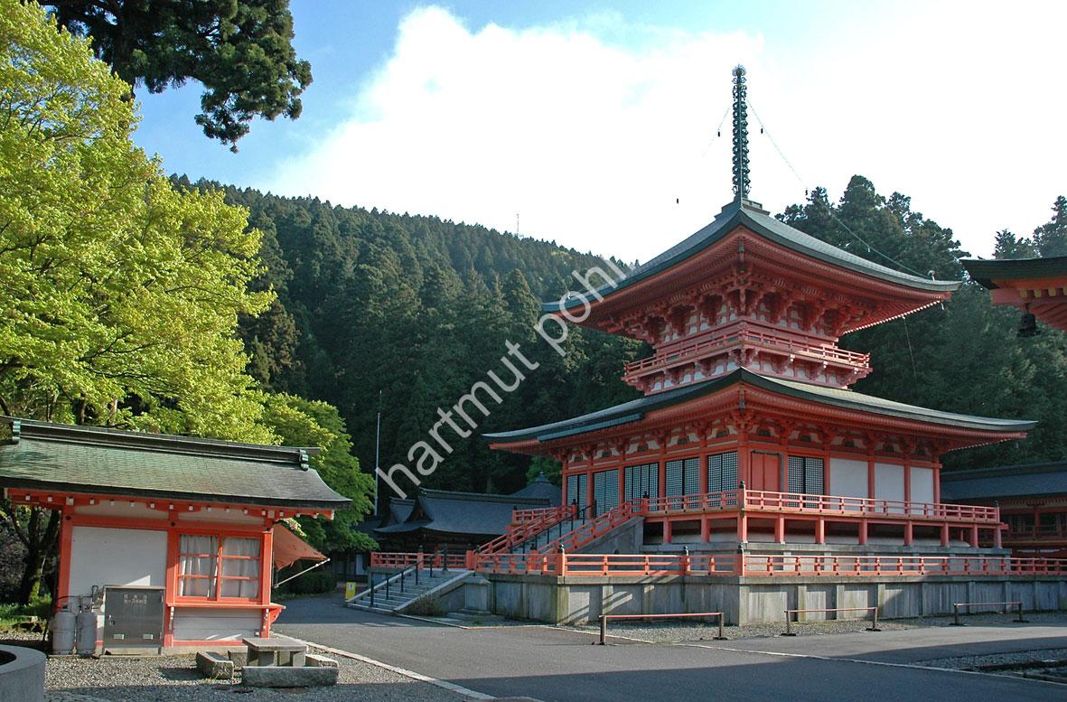 JAPANESE-TEMPLE-ENRYAKU-JI14