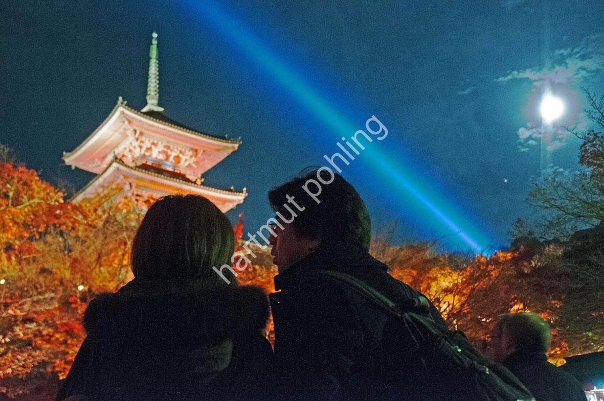 JAPANESE-TEMPLE-KIYOMIZU-DERA07