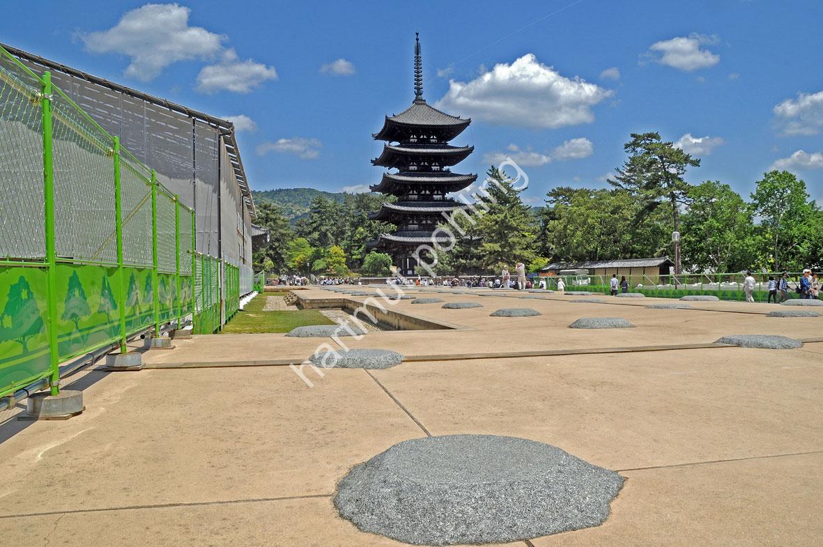 JAPANESE-TEMPLE-KOFUKU-JI-NARA
