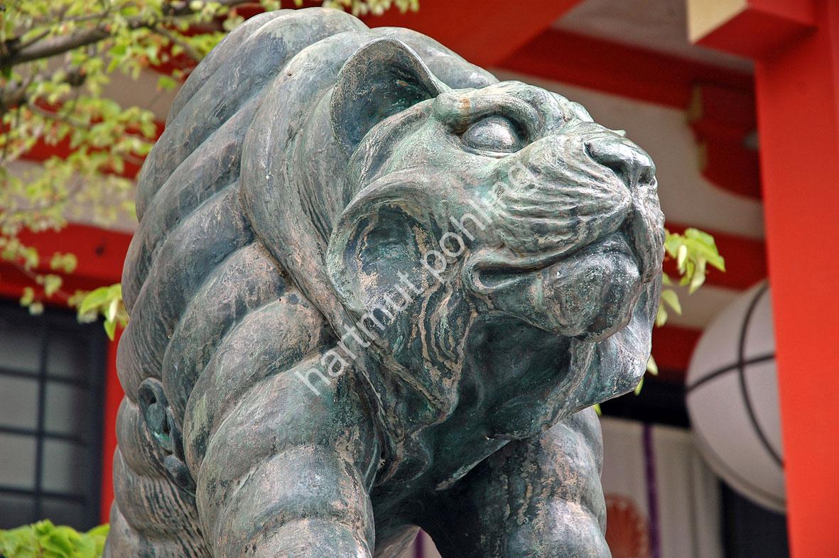 JAPANESE-TEMPLE-KURAMA-DERA-KOMAINU03