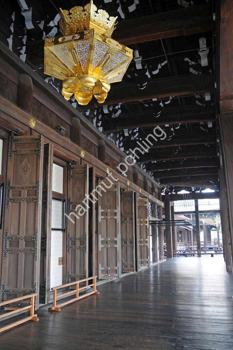 JAPANESE-TEMPLE-NISHI-HONGAN-JI18