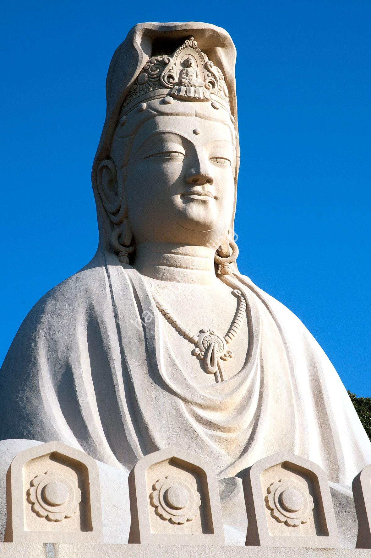 JAPANESE-TEMPLE-RYOZEN-KANNON-KYOTO10