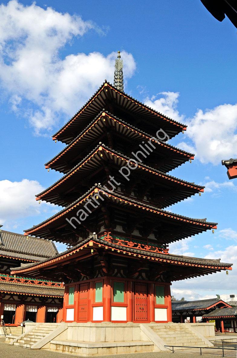 JAPANESE-TEMPLE-SHITENNO-JI10