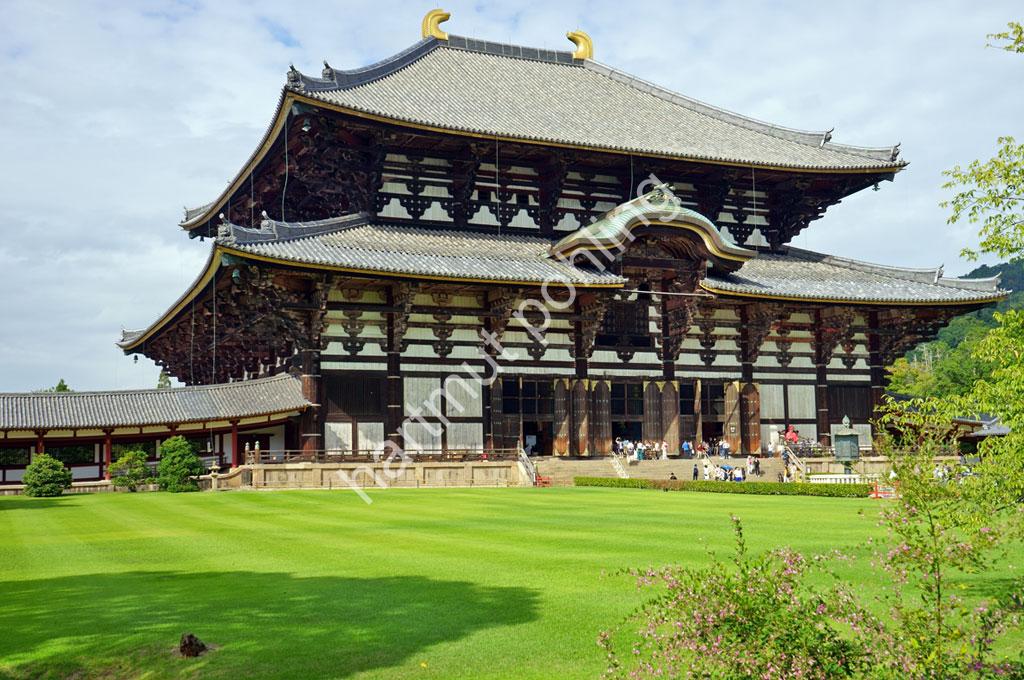 JAPANESE-TEMPLE-TODAI-JI09