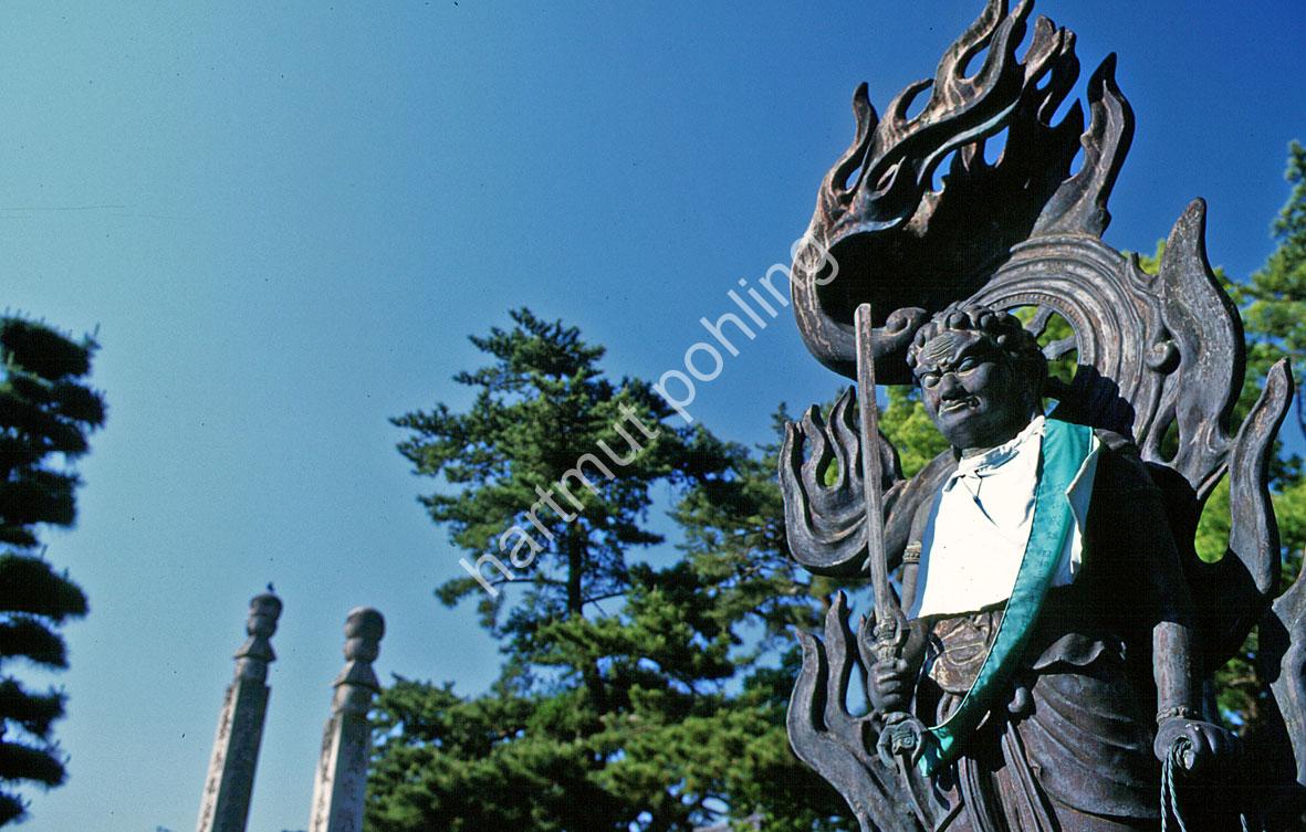 JAPANESE-TEMPLE-ZENTSU-JI06